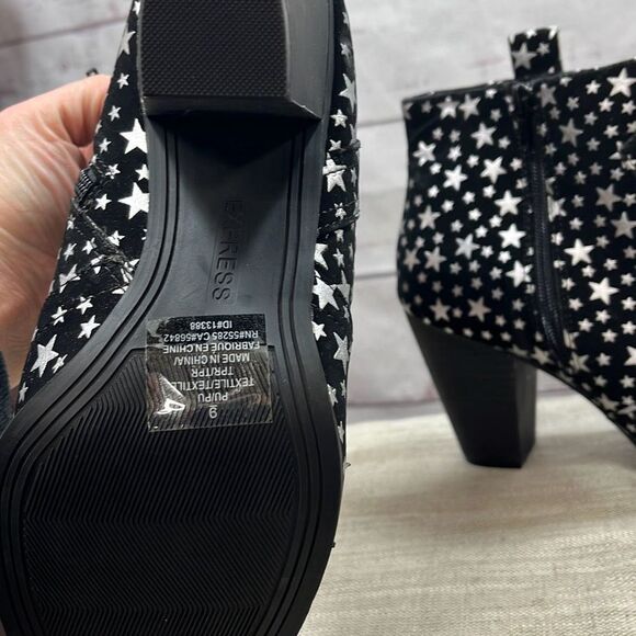Express size 9 3 inch heeled boots black withe silver stars - brand new - Picture 6 of 7